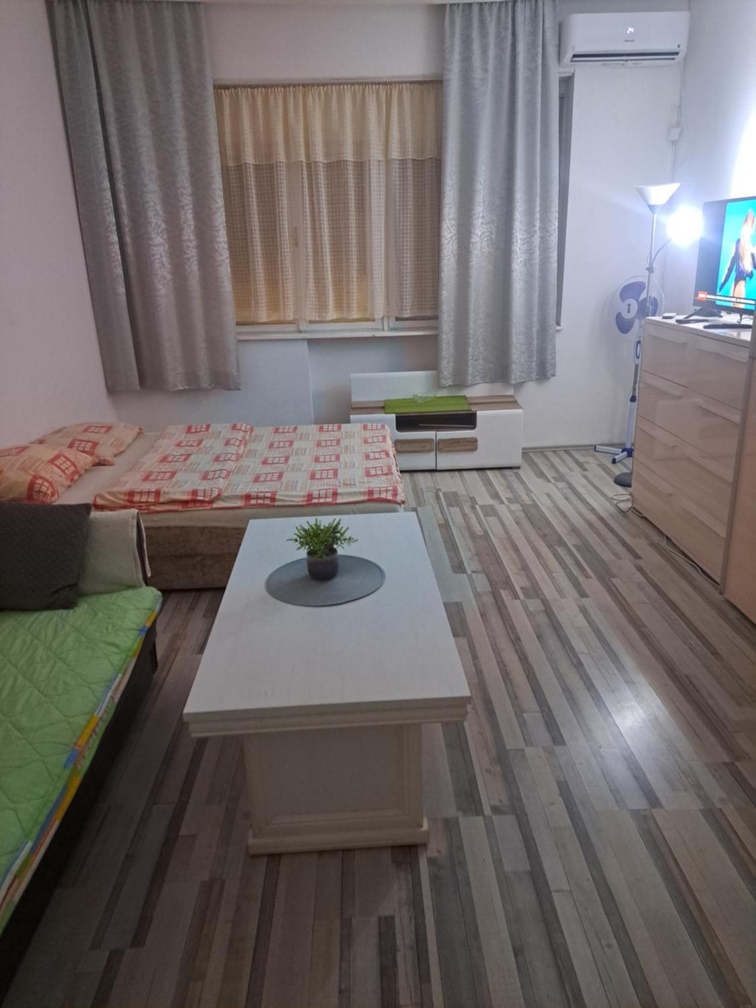 Apartment Capital Town Vk 14 Újvidék Kültér fotó